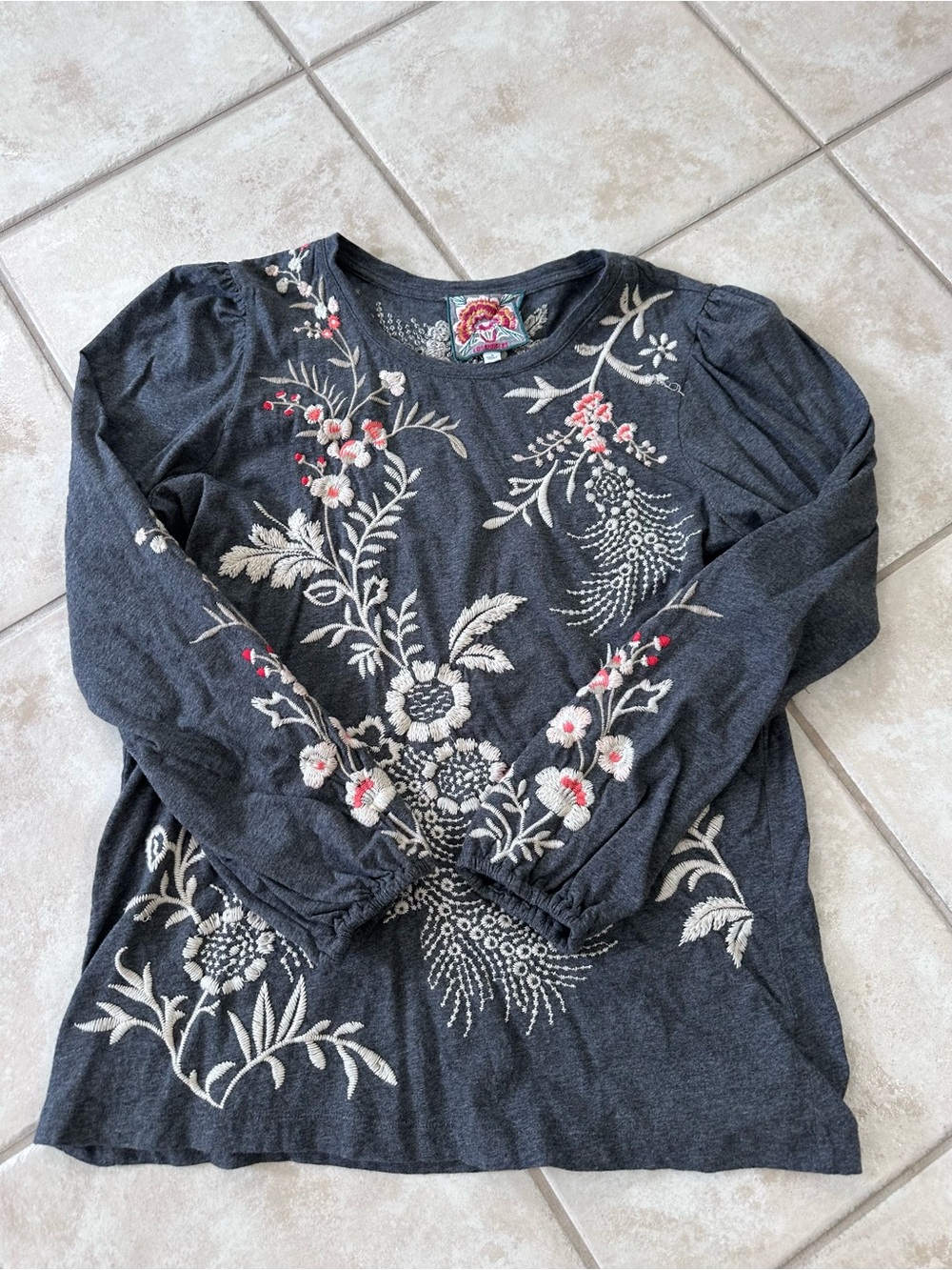 Johnny Was Embroidered Floral Cotton Top Small Gray